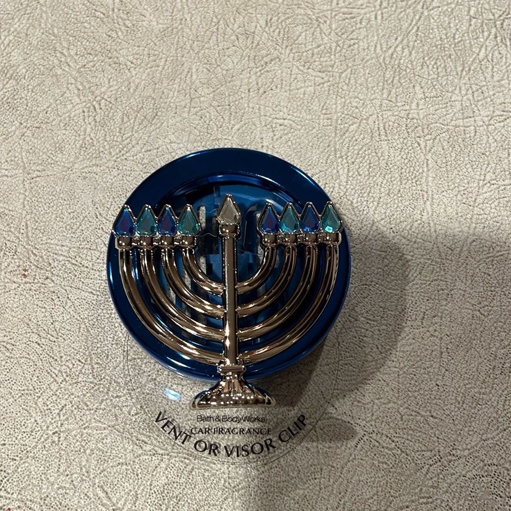 Bath and body works Hanukkah visor clip